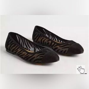 Torrid Black Zebra Mesh Flats